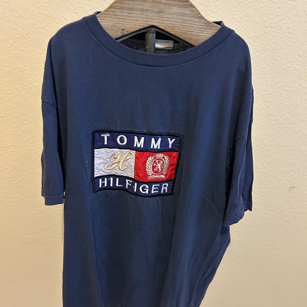 Tommy Hilfiger Navy T-Shirt